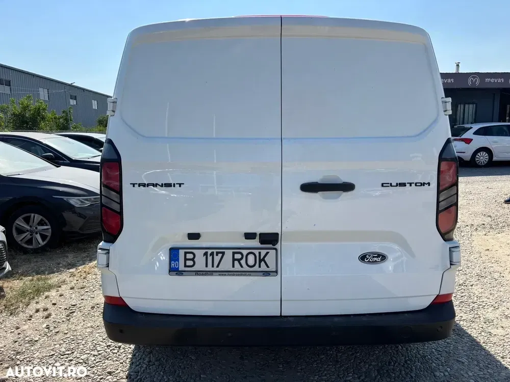 Ford Transit — imagine 5