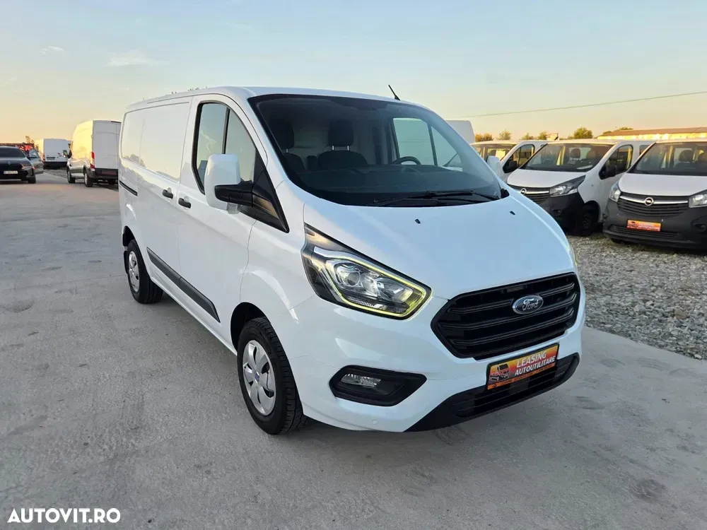 Ford Transit Custom L1H1 — imagine 4