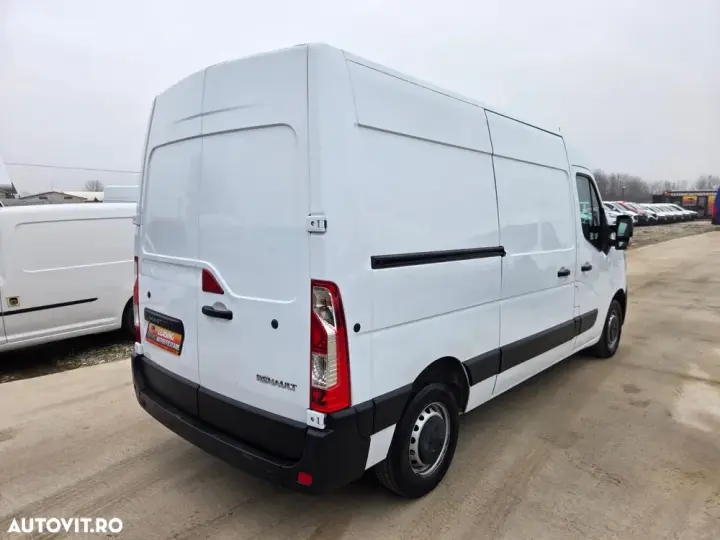 Renault New Master L2H2