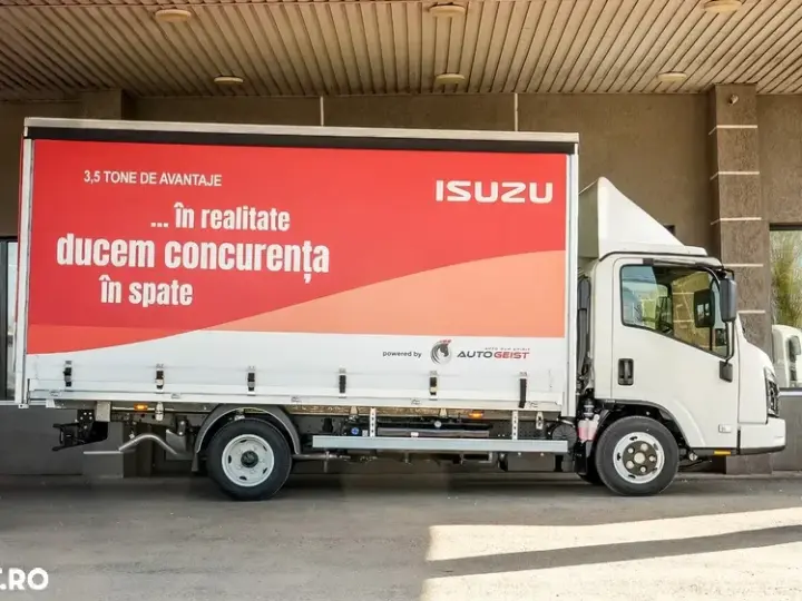 Isuzu M21