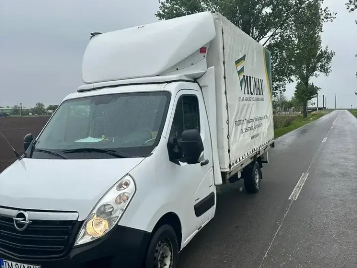 Opel Movano