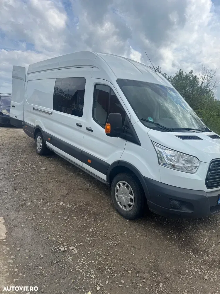 Ford Transit — imagine 3