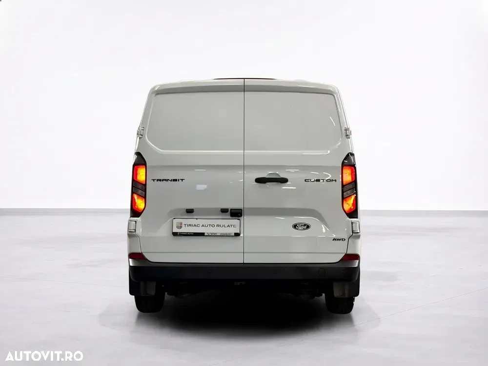 Ford Transit — imagine 4