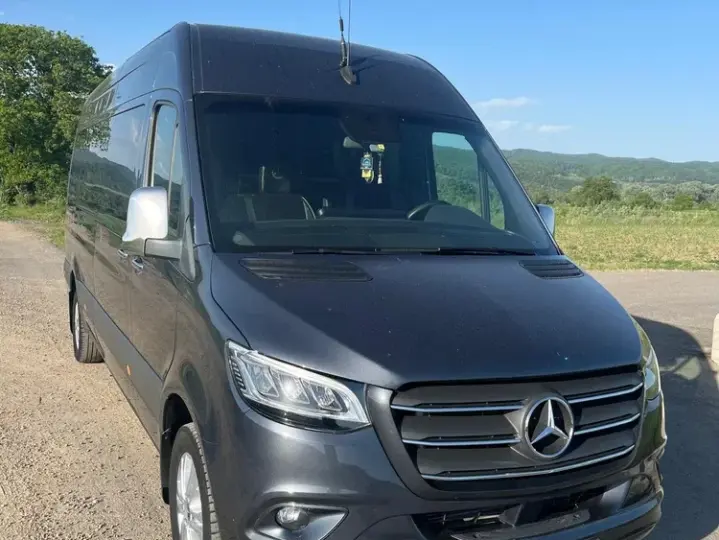 Mercedes-Benz sprinter 319