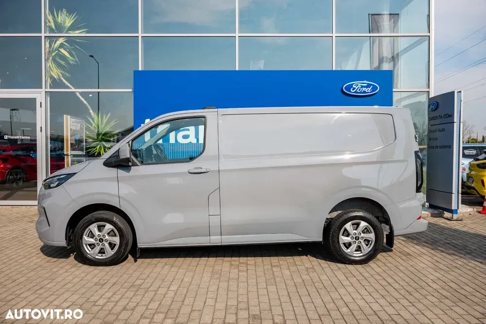 Ford Transit Custom Van Limited 300 SWB 2.0 TDCI 136 CP A8 — imagine 4