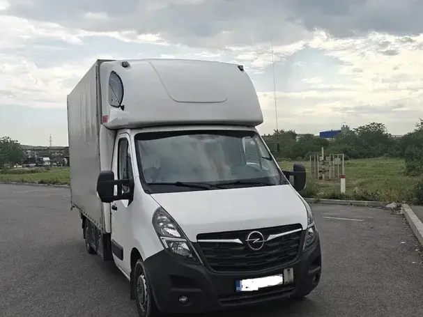 Opel Movano