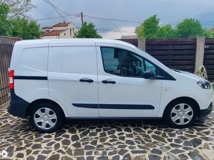 Ford TRANSIT Courier 1.5 TDCi 100 CP