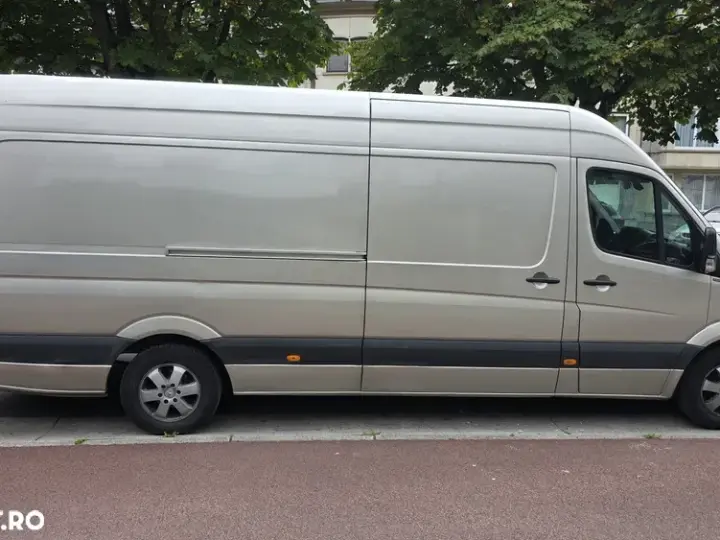 Mercedes-Benz Sprinter maxi