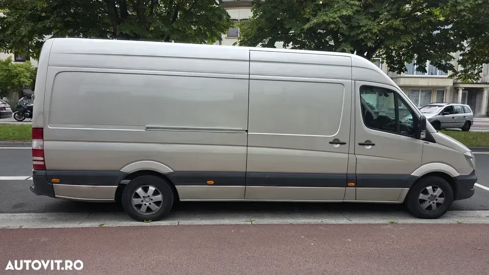 Mercedes-Benz Sprinter maxi — imagine 2