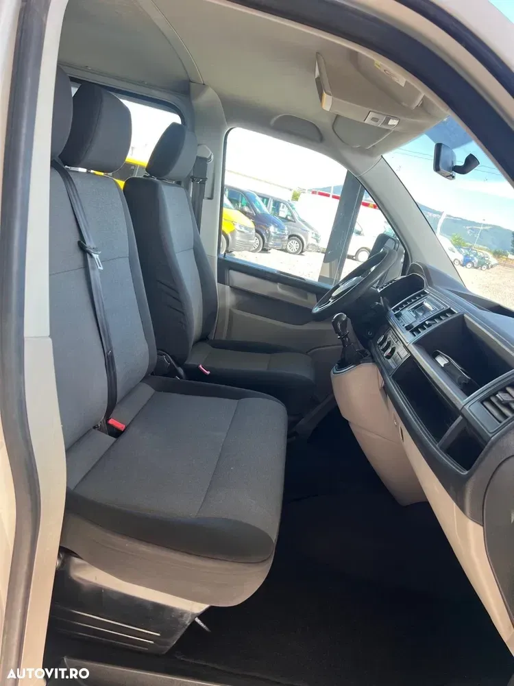 Volkswagen TRANSPORTER DOKA — imagine 6