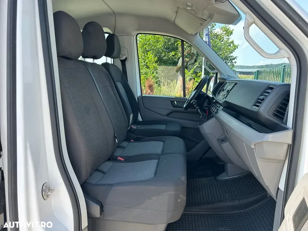 Volkswagen Crafter DOKA 7 LOCURI — imagine 4