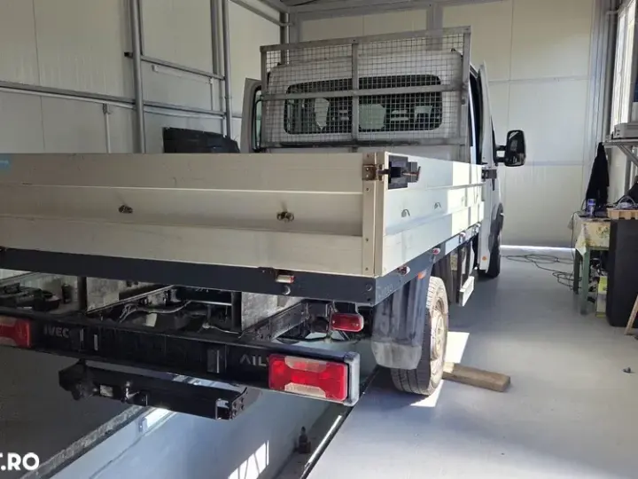 Iveco Daily 35S13, 7 locuri, platforma cu obloane , AC