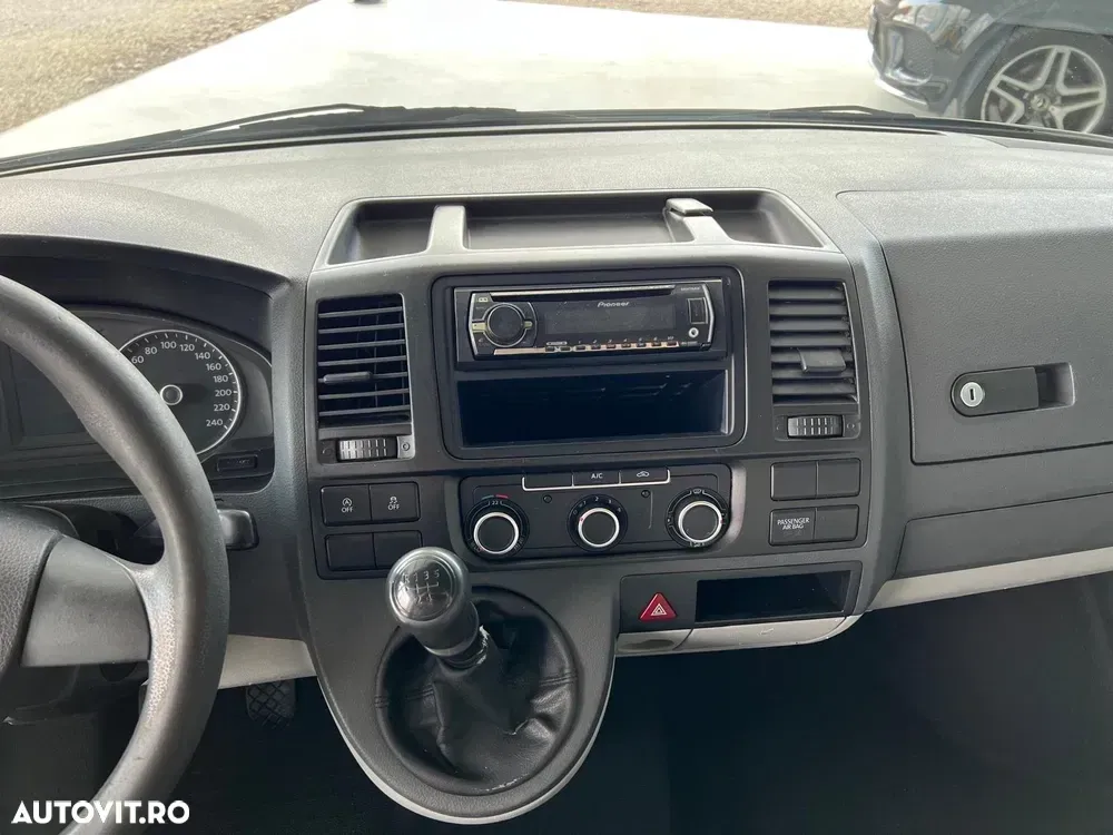 Volkswagen Transporter Doka Bena — imagine 5