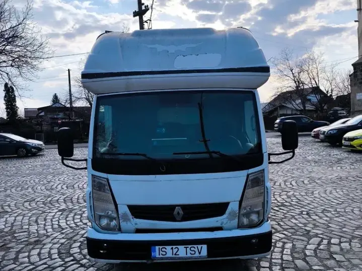 Renault Maxity