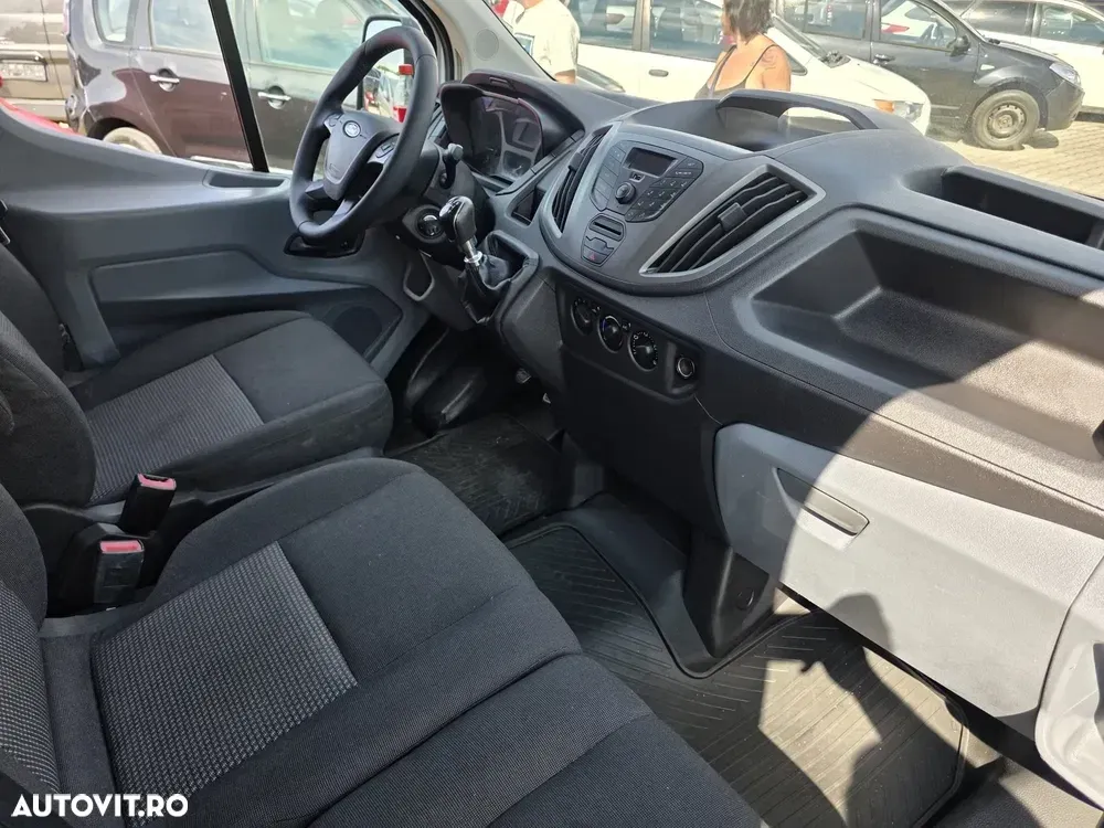 Ford Transit — imagine 6