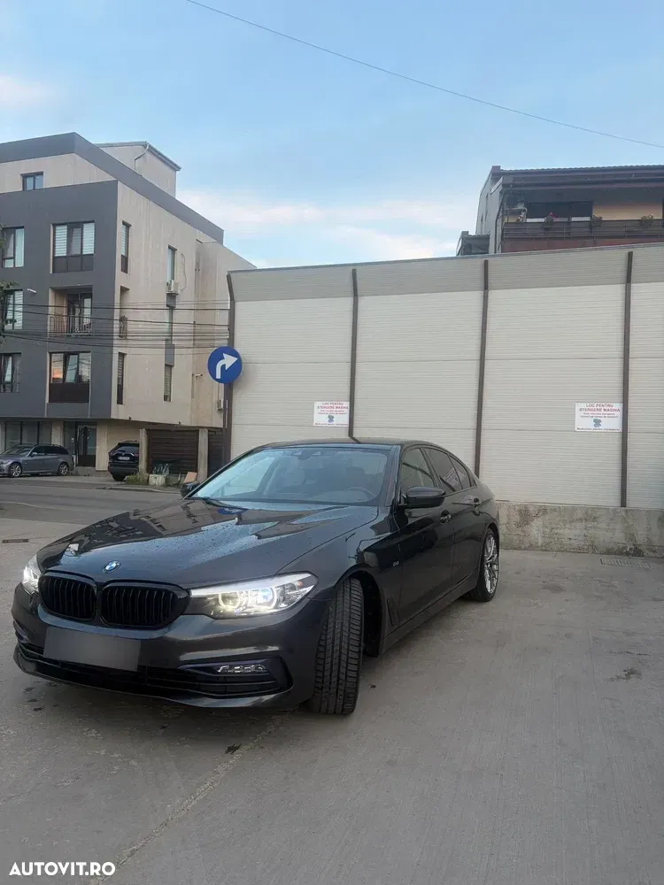 BMW Seria 5 G30/G31 [2017 - Prezent] 520d Aut. Sport Line — imagine 4