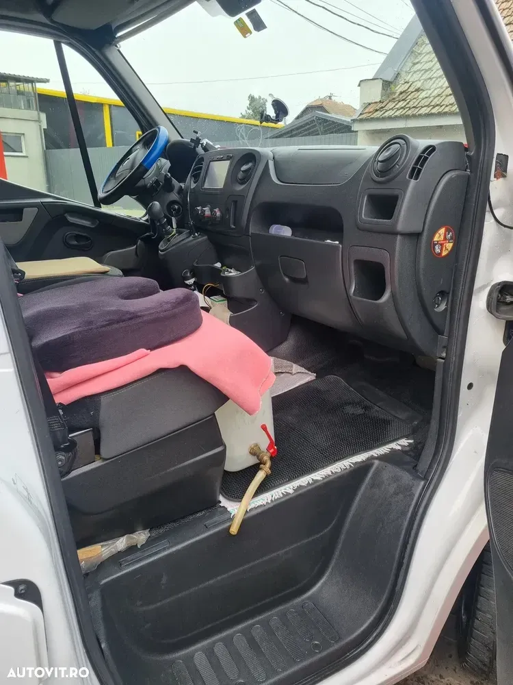 Opel Movano — imagine 4