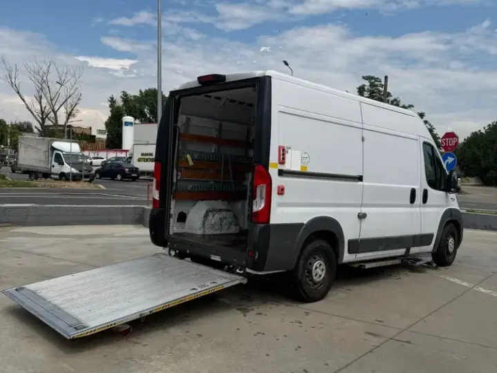 FIAT Ducato Furgone LIFT