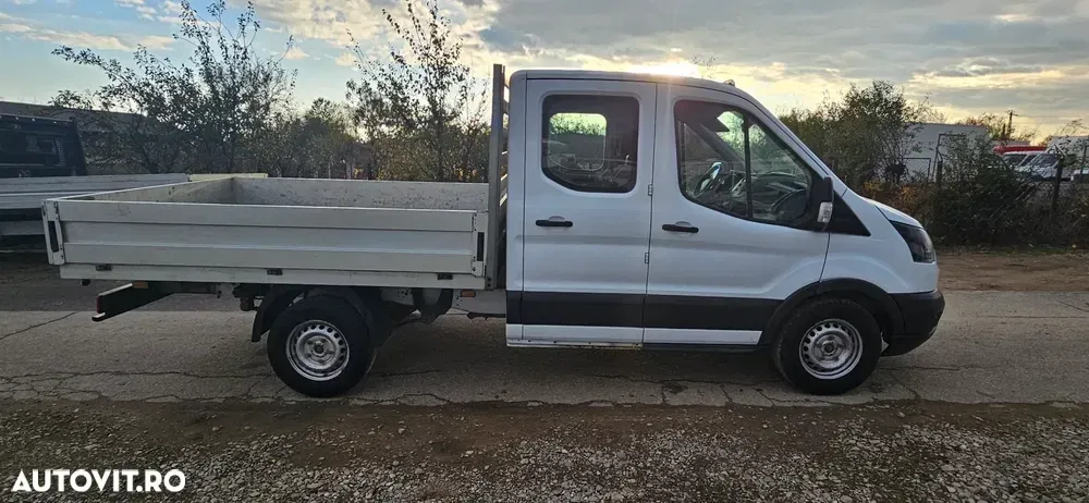 Ford Tansit Doka 7 locuri — imagine 4