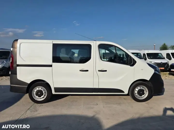 Opel Vivaro Doka 6 Locuri+Duba