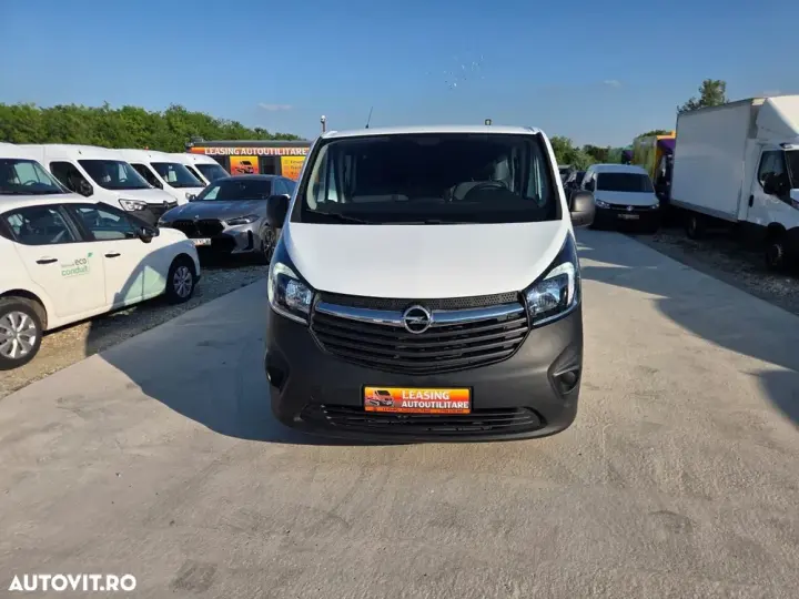 Opel Vivaro Doka 6 Locuri+Duba