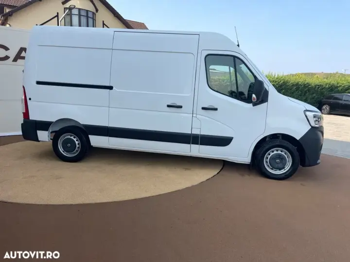 Renault Master L2H2 DCI130