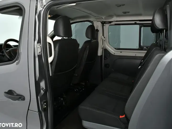 Opel VIVARO Mixt 4+1 locuri 125 CP Inmatriculata