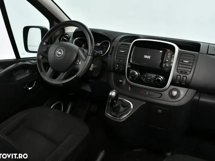Opel VIVARO Mixt 4+1 locuri 125 CP Inmatriculata