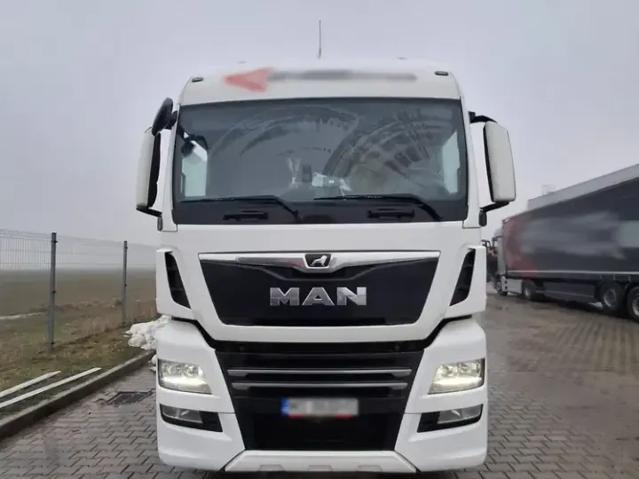 MAN TGX 18460