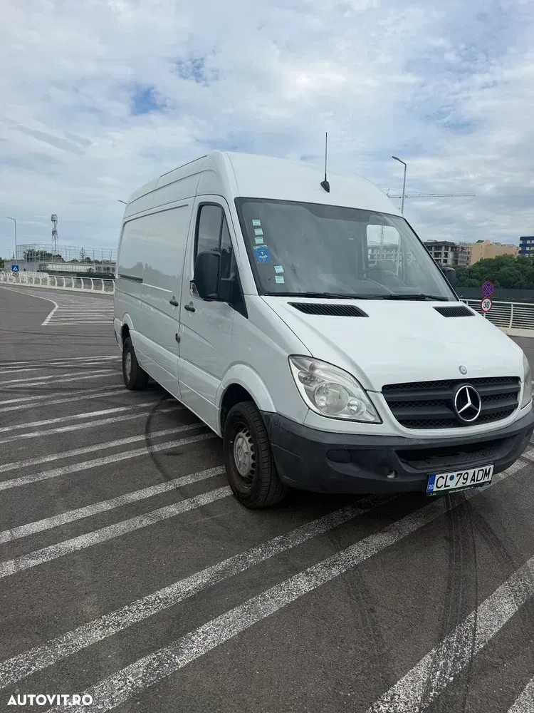 Mercedes-Benz Sprinter — imagine 3