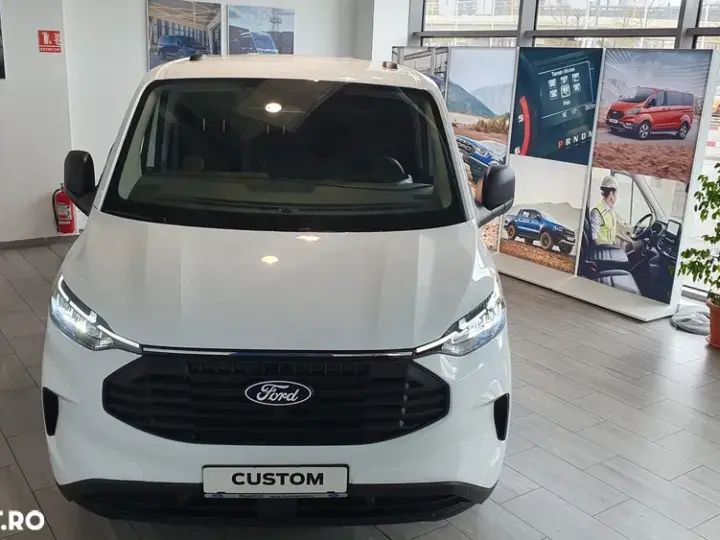 Ford Custom