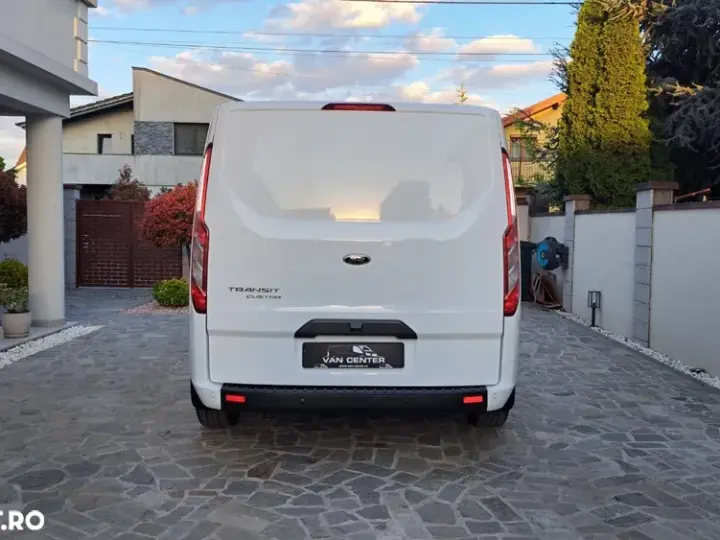 Ford CUSTOM VAN TREND L2H1 FWD