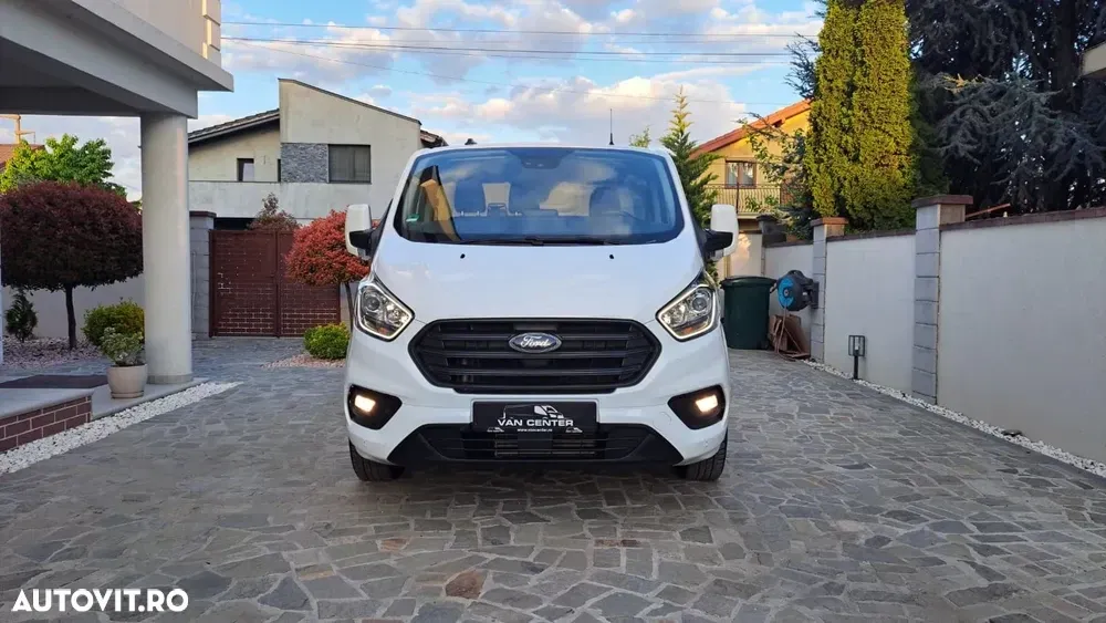 Ford CUSTOM VAN TREND L2H1 FWD — imagine 2