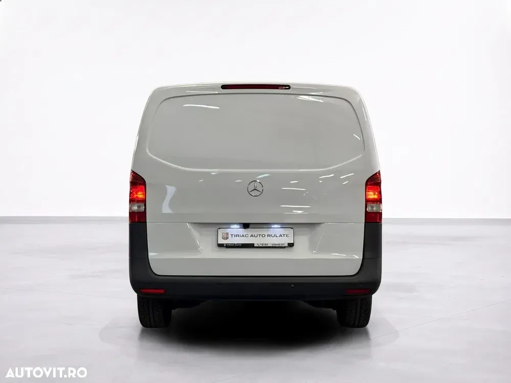 Mercedes-Benz Vito 114 CDI Lung — imagine 4