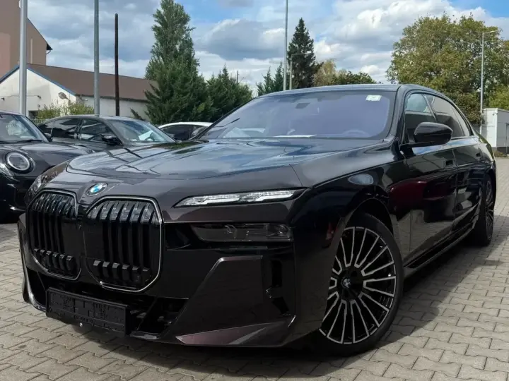 BMW Seria 7 G70 [2022-Prezent]