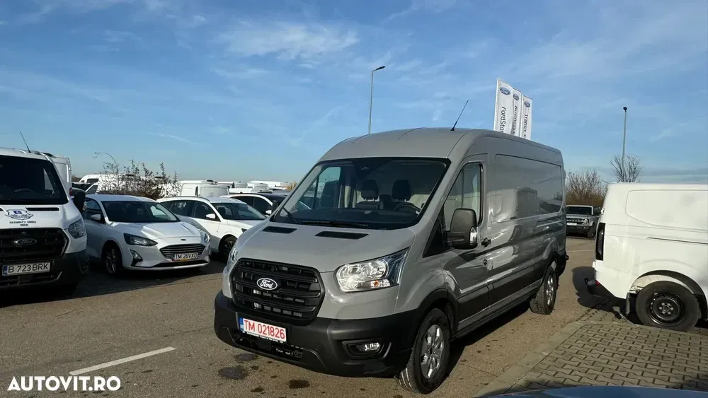 Ford Transit — imagine 3
