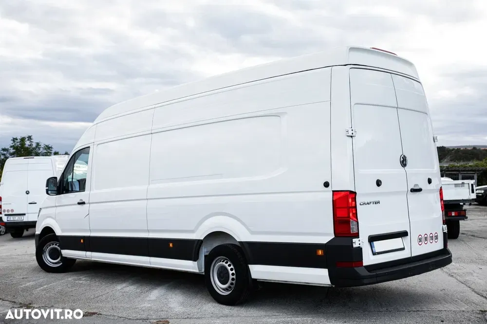 Volkswagen Crafter L4H4 — imagine 2