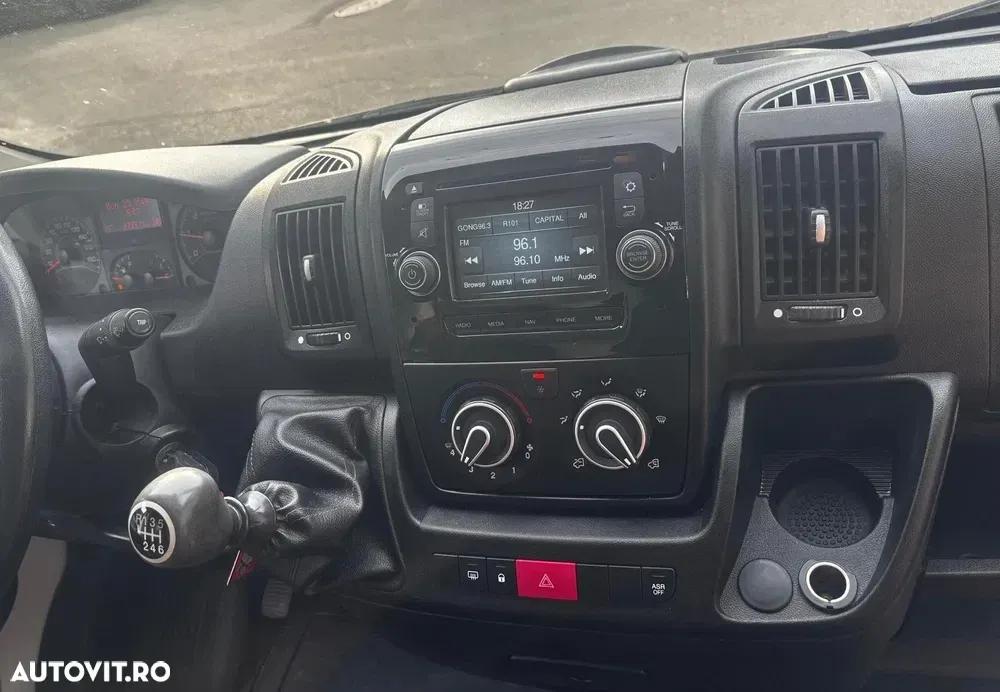 Peugeot Boxer — imagine 6