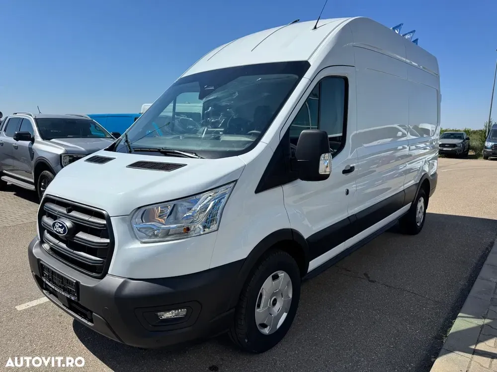 Ford Transit — imagine 3