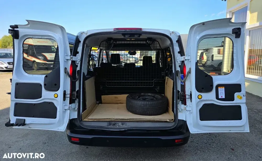 Ford TRANSIT CONNECT — imagine 5