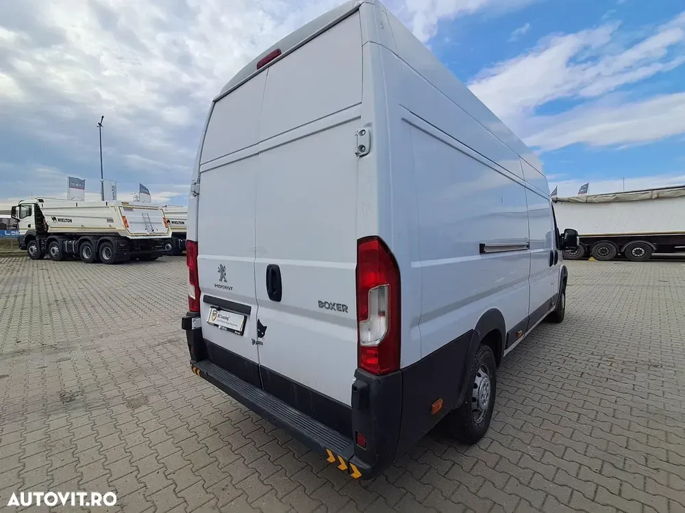 Peugeot BOXER FURGON 2.2D 140CP MOTOR DEFECT — imagine 4