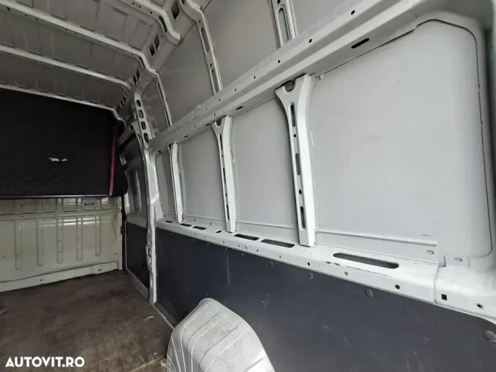 Peugeot BOXER FURGON 2.2D 140CP MOTOR DEFECT