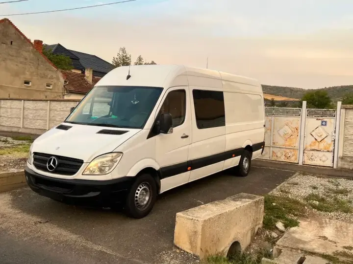Mercedes-Benz Sprinter 313