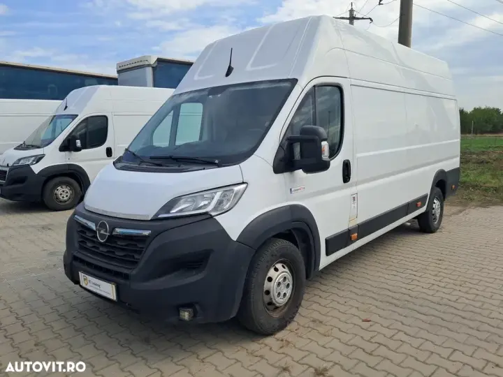 Opel MOVANO FURGON 2.2D 164CP MOTOR DEFECT