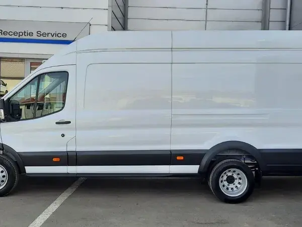 Ford NEW TRANSIT S-CAB L5 T350 RWD