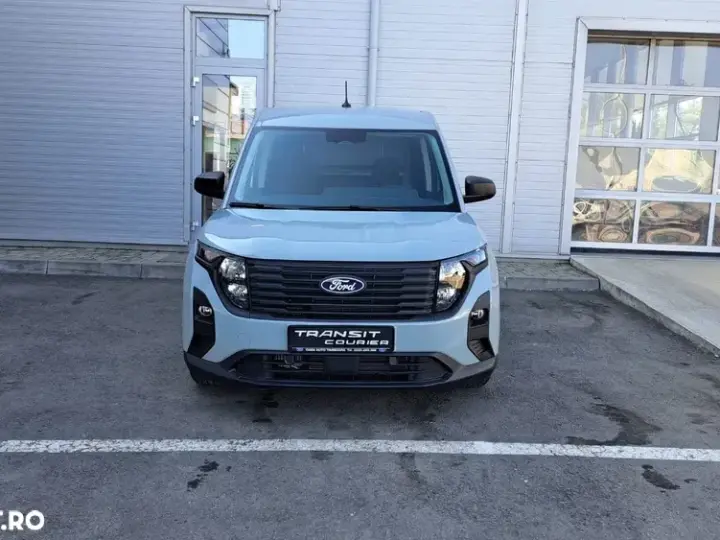 Ford NEW TRANSIT COURIER