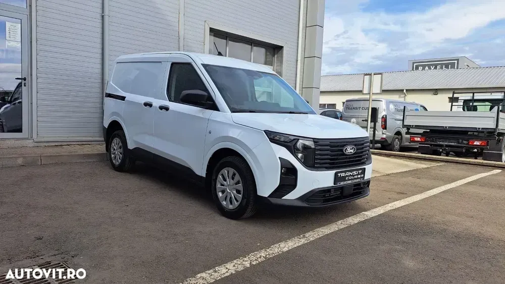 Ford NEW TRANSIT COURIER — imagine 5