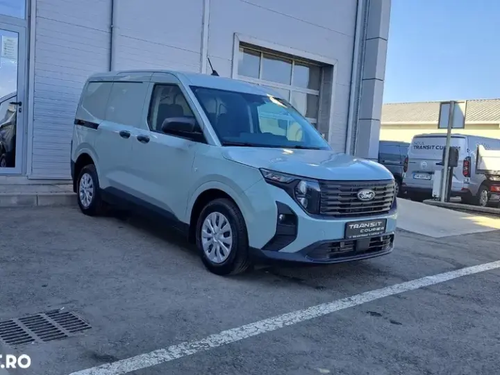 Ford NEW TRANSIT COURIER