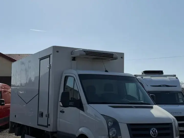 Volkswagen CRAFTER CUB FRIGORIFIC cu LIFT si USA LATERALA