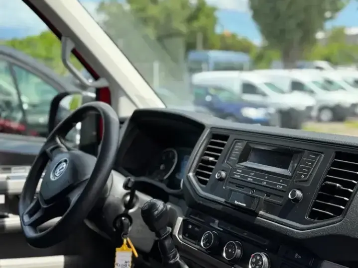 Volkswagen CRAFTER FRIGORIFIC/IZOTERMA model DOLPHIN